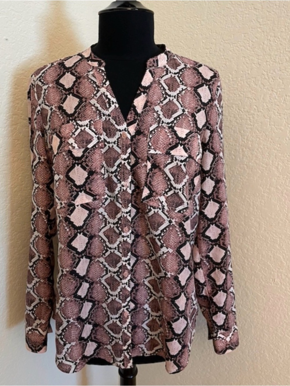 Jones of New York Women's Pink Snake Print Button-Front Blouse